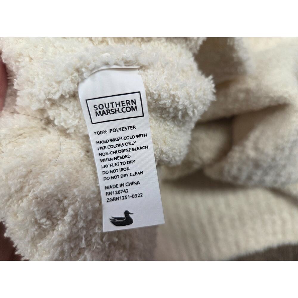 Southern Marsh SOUTHERN CLASSICS Cloud Sweatshirt White Medium Plush Sweater - Picture 3 of 7